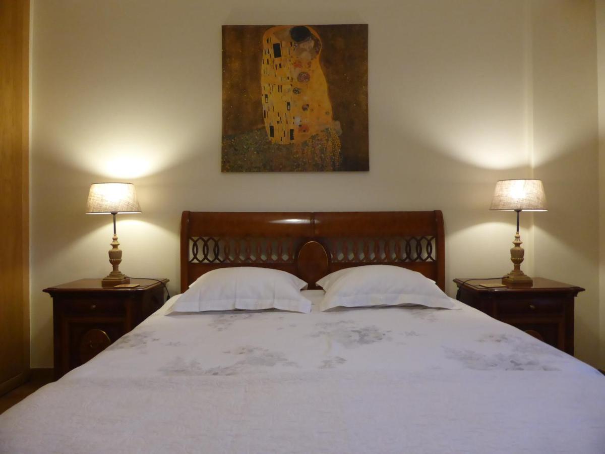 A View To The River Tejo - Sixtyfive Boutique Home Lisbon Luaran gambar